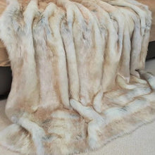 Load image into Gallery viewer, Faux Fur Throws