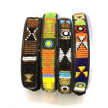 Load image into Gallery viewer, Large breed beaded leather Dog Collars - Neck size 18"-20" (46-51cm) 3/4" (2cm) wide - Click to select colour Scott's of London